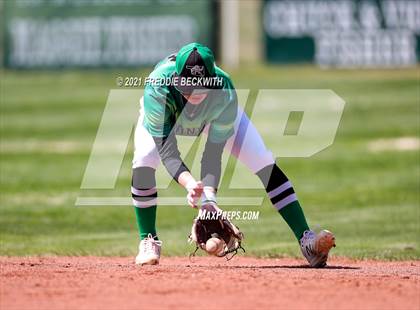 Thumbnail 3 in Windthorst vs Jones (Muenster Tournament) photogallery.