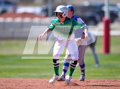 Thumbnail 1 in Windthorst vs Jones (Muenster Tournament) photogallery.