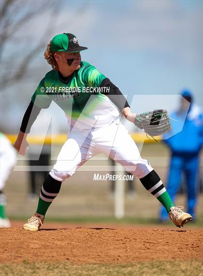 Thumbnail 2 in Windthorst vs Jones (Muenster Tournament) photogallery.