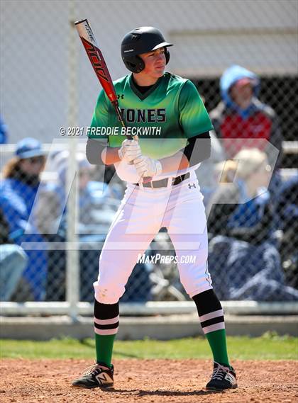 Thumbnail 3 in Windthorst vs Jones (Muenster Tournament) photogallery.
