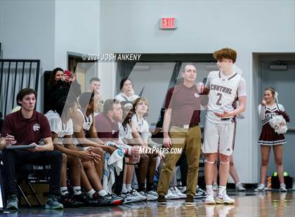 Thumbnail 1 in Belle Chasse @ Central (LHSAA Division 1 Non-Select Round 1) photogallery.