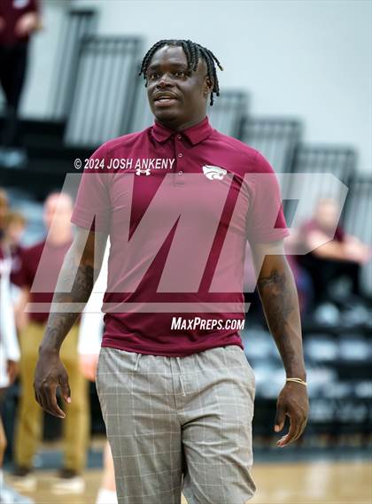 Thumbnail 1 in Belle Chasse @ Central (LHSAA Division 1 Non-Select Round 1) photogallery.