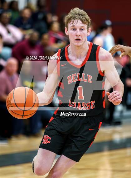 Thumbnail 3 in Belle Chasse @ Central (LHSAA Division 1 Non-Select Round 1) photogallery.
