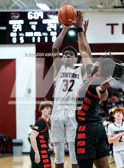 Thumbnail 1 in Belle Chasse @ Central (LHSAA Division 1 Non-Select Round 1) photogallery.