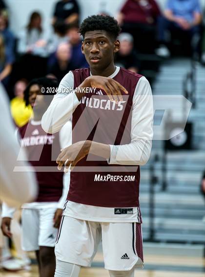 Thumbnail 3 in Belle Chasse @ Central (LHSAA Division 1 Non-Select Round 1) photogallery.