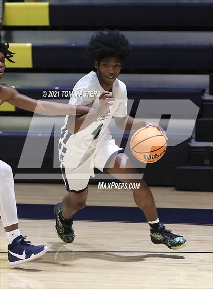 Thumbnail 1 in Liberty Heights vs Legion Collegiate Academy photogallery.