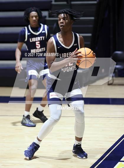 Thumbnail 2 in Liberty Heights vs Legion Collegiate Academy photogallery.