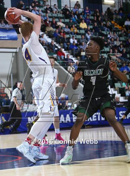 Thumbnail 3 in Troy vs. Elmont (NYSPHSAA Class A Final) photogallery.