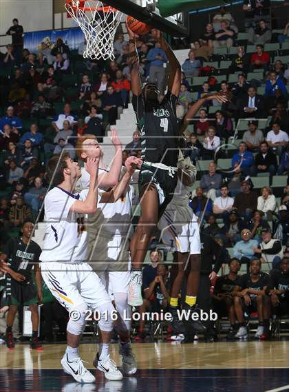 Thumbnail 2 in Troy vs. Elmont (NYSPHSAA Class A Final) photogallery.