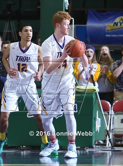 Thumbnail 2 in Troy vs. Elmont (NYSPHSAA Class A Final) photogallery.