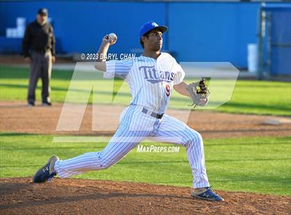 Thumbnail 3 in Royal @ San Marino photogallery.