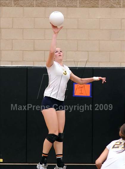 Thumbnail 1 in Union Mine vs. Oak Ridge (Super 8 Tournament) photogallery.