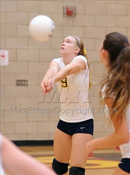 Thumbnail 3 in Union Mine vs. Oak Ridge (Super 8 Tournament) photogallery.