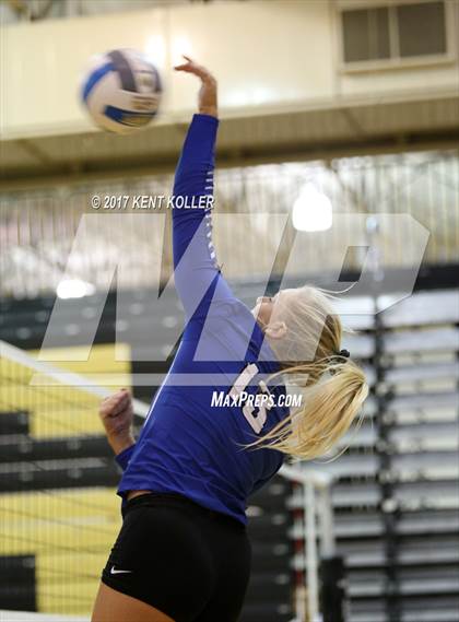 Thumbnail 3 in L'Anse Creuse @ Sterling Heights photogallery.