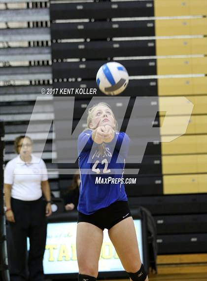 Thumbnail 3 in L'Anse Creuse @ Sterling Heights photogallery.