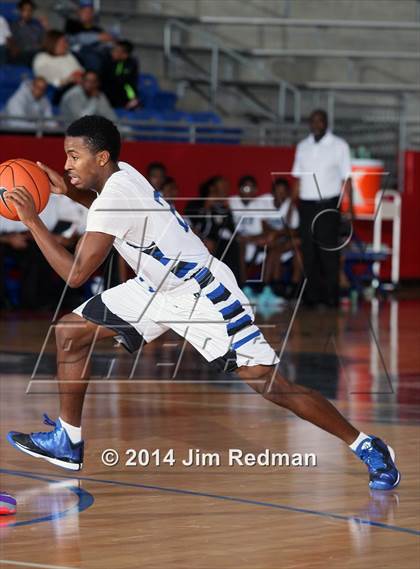 Thumbnail 2 in Conrad vs.  Lausanne Collegiate (Thanksgiving Hoopfest) photogallery.