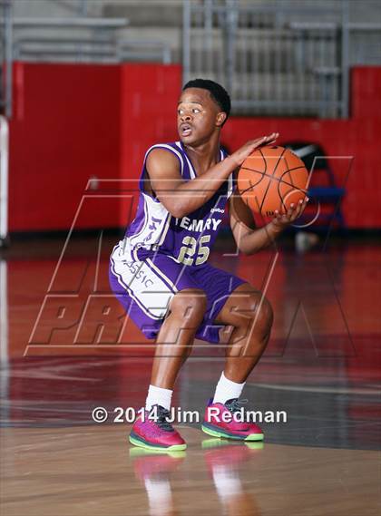 Thumbnail 1 in Conrad vs.  Lausanne Collegiate (Thanksgiving Hoopfest) photogallery.