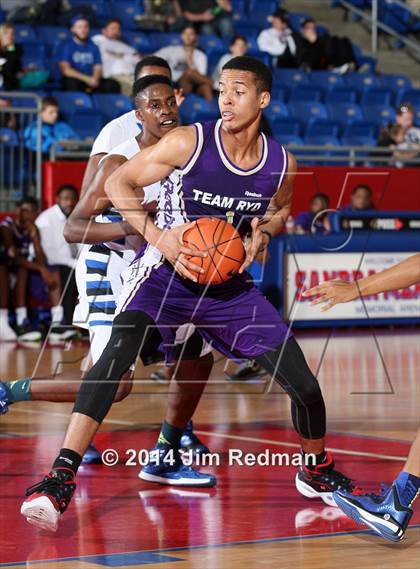 Thumbnail 1 in Conrad vs.  Lausanne Collegiate (Thanksgiving Hoopfest) photogallery.