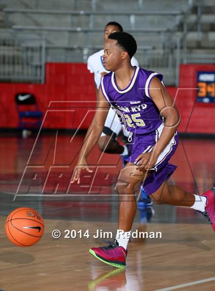 Thumbnail 2 in Conrad vs.  Lausanne Collegiate (Thanksgiving Hoopfest) photogallery.