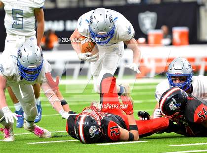 Thumbnail 1 in Tonopah vs Pahranagat Valley (NIAA 1A Final) photogallery.