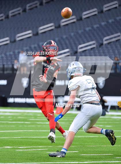 Thumbnail 2 in Tonopah vs Pahranagat Valley (NIAA 1A Final) photogallery.