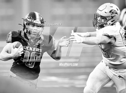 Thumbnail 1 in Tonopah vs Pahranagat Valley (NIAA 1A Final) photogallery.