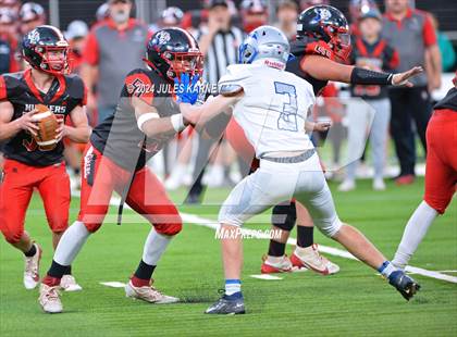 Thumbnail 1 in Tonopah vs Pahranagat Valley (NIAA 1A Final) photogallery.