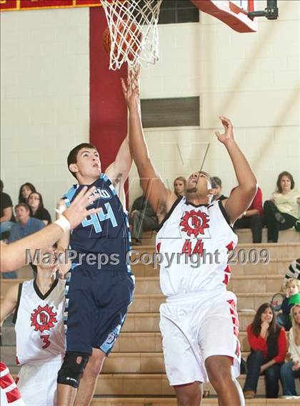 Thumbnail 2 in Linfield Christian @ Palm Desert (Palm Springs Winter Classic) photogallery.