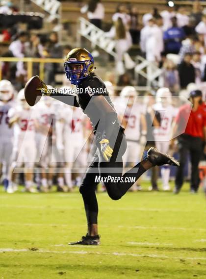 Thumbnail 3 in Buchanan @ Clovis photogallery.