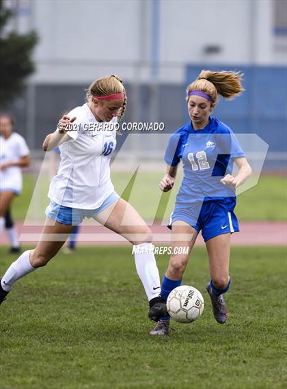Thumbnail 2 in Clovis North @ Sierra (Vern Gebhardt Champions Cup) photogallery.