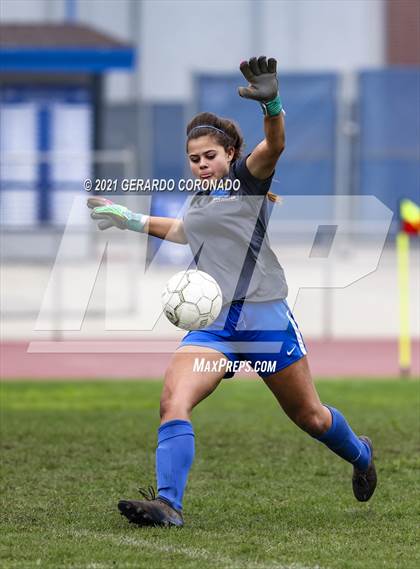 Thumbnail 1 in Clovis North @ Sierra (Vern Gebhardt Champions Cup) photogallery.