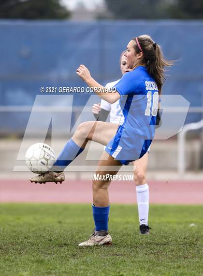 Thumbnail 1 in Clovis North @ Sierra (Vern Gebhardt Champions Cup) photogallery.