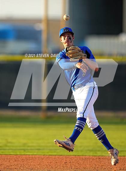 Thumbnail 1 in Coconino @ Mesquite  photogallery.