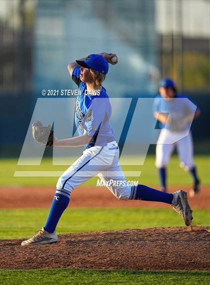 Thumbnail 1 in Coconino @ Mesquite  photogallery.