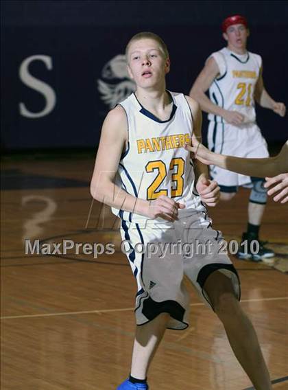 Thumbnail 2 in Northern Potter vs. Cowanesque Valley (Coudersport Holiday Tournament) photogallery.