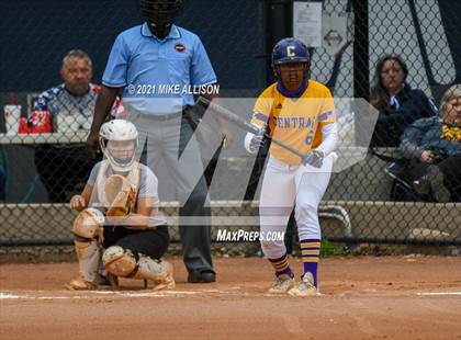 Thumbnail 1 in Hixson vs Chattanooga Central photogallery.