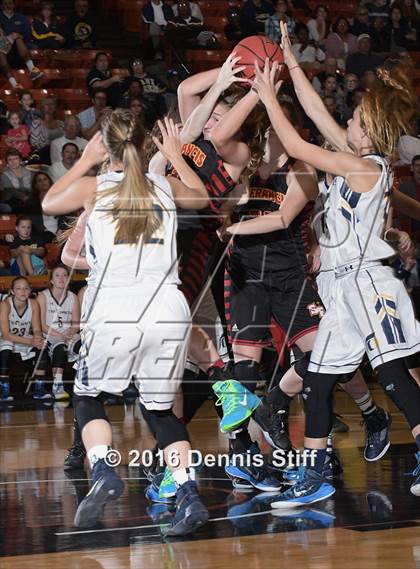 Thumbnail 2 in Oak Ridge vs. St. Francis (CIF SJS D1 Semifinal) photogallery.