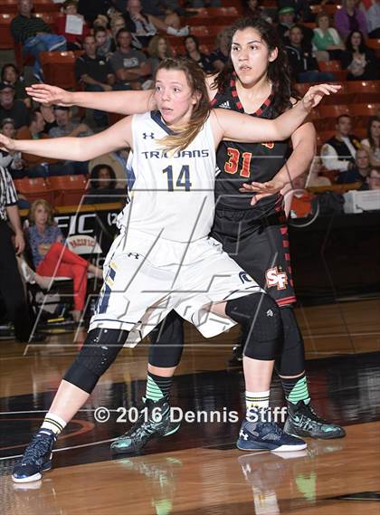 Thumbnail 1 in Oak Ridge vs. St. Francis (CIF SJS D1 Semifinal) photogallery.