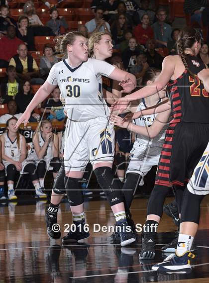Thumbnail 2 in Oak Ridge vs. St. Francis (CIF SJS D1 Semifinal) photogallery.