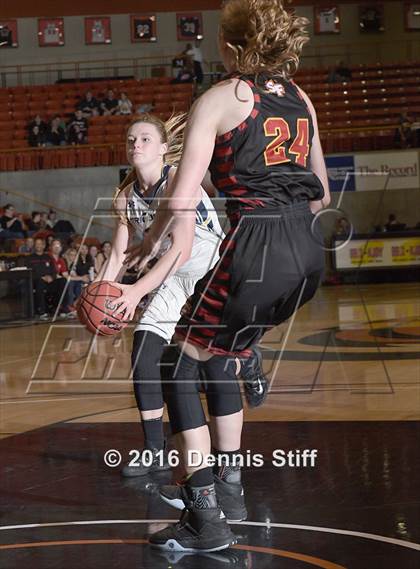 Thumbnail 2 in Oak Ridge vs. St. Francis (CIF SJS D1 Semifinal) photogallery.