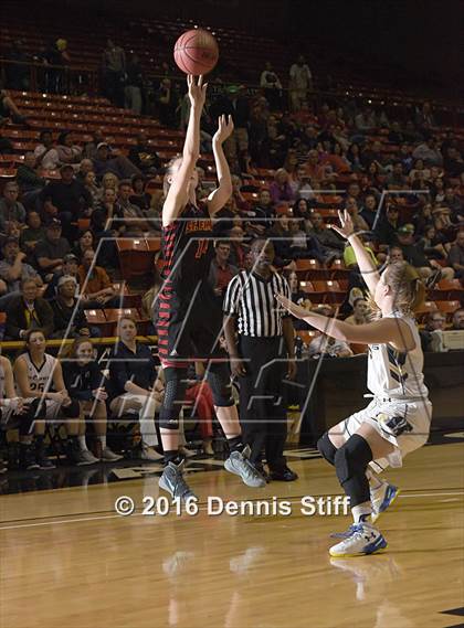 Thumbnail 2 in Oak Ridge vs. St. Francis (CIF SJS D1 Semifinal) photogallery.