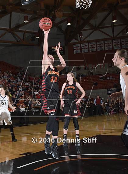 Thumbnail 2 in Oak Ridge vs. St. Francis (CIF SJS D1 Semifinal) photogallery.