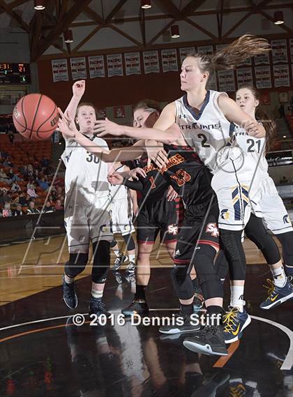 Thumbnail 2 in Oak Ridge vs. St. Francis (CIF SJS D1 Semifinal) photogallery.