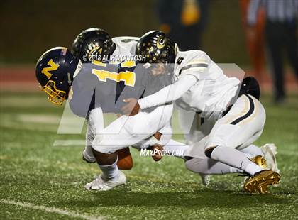Thumbnail 3 in Gray's Creek @ Northern (NCHSAA 3AA - 1st Round) photogallery.