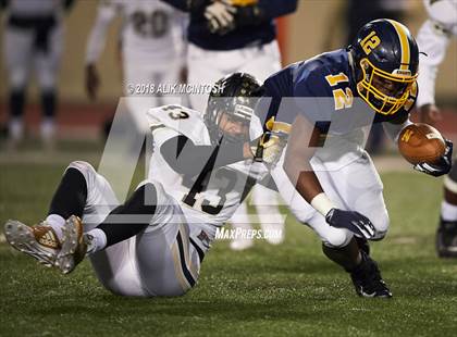 Thumbnail 3 in Gray's Creek @ Northern (NCHSAA 3AA - 1st Round) photogallery.