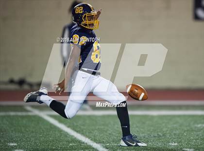 Thumbnail 1 in Gray's Creek @ Northern (NCHSAA 3AA - 1st Round) photogallery.