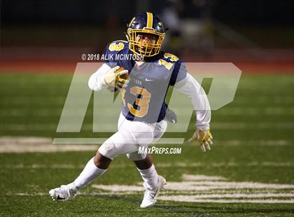 Thumbnail 3 in Gray's Creek @ Northern (NCHSAA 3AA - 1st Round) photogallery.