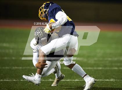 Thumbnail 2 in Gray's Creek @ Northern (NCHSAA 3AA - 1st Round) photogallery.