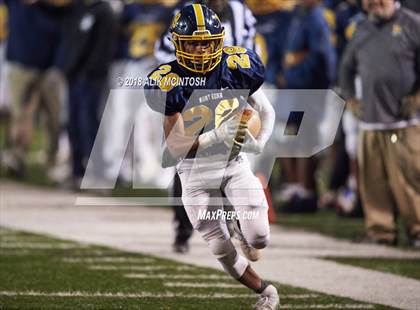 Thumbnail 1 in Gray's Creek @ Northern (NCHSAA 3AA - 1st Round) photogallery.