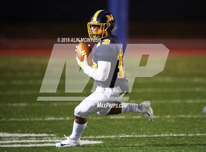Thumbnail 2 in Gray's Creek @ Northern (NCHSAA 3AA - 1st Round) photogallery.